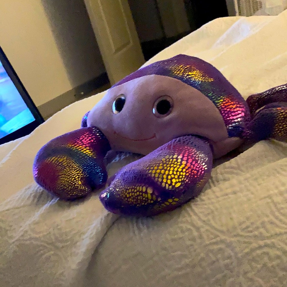 𝑰 𝒂𝒎 𝒔𝒆𝒍𝒍𝒊𝒏𝒈 𝒂 𝒑𝒖𝒓𝒑𝒍𝒆 𝒄𝒓𝒂𝒃